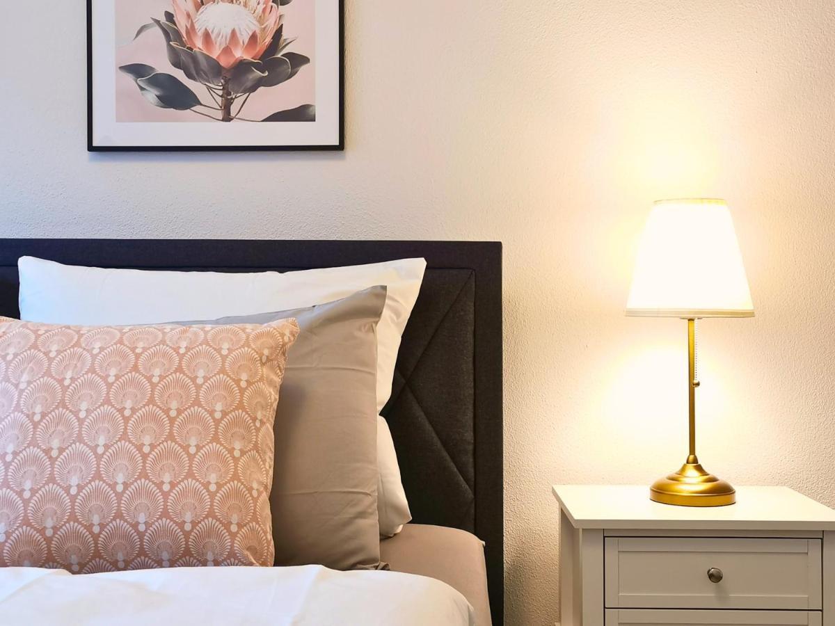 Meißen Fynbos Apartments Deluxe, Balkon, Historisch, Parkplatz מראה חיצוני תמונה